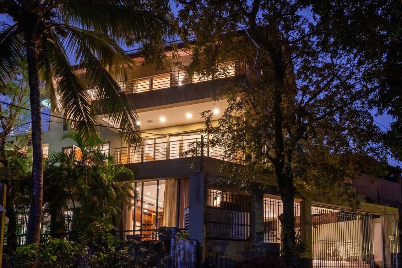 The Blue Horizon By Stayvista - Featuring A Beach-View Villa With A Swimming Pool, Indoor Games, And A Relaxing Balcony Alībāg Ngoại thất bức ảnh