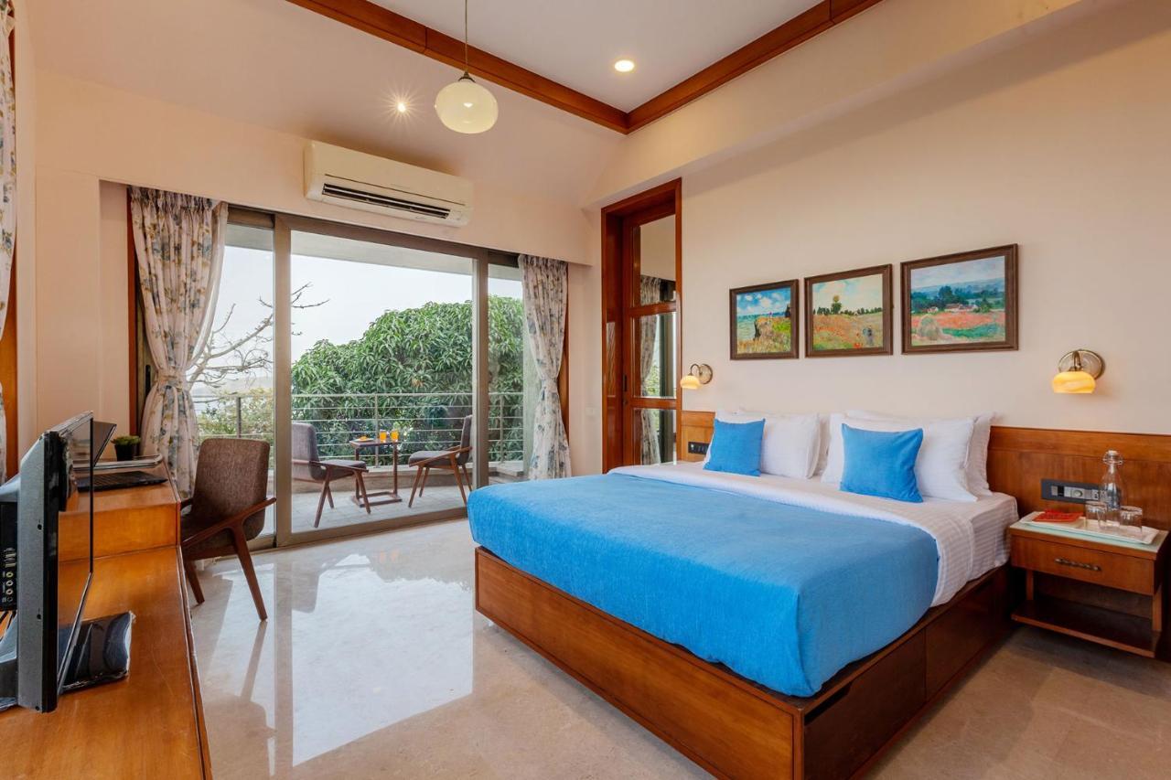 The Blue Horizon By Stayvista - Featuring A Beach-View Villa With A Swimming Pool, Indoor Games, And A Relaxing Balcony Alībāg Ngoại thất bức ảnh